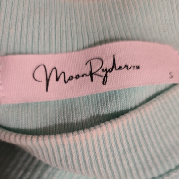 Mint Green Ribbed Sweater - Picture 2 of 3